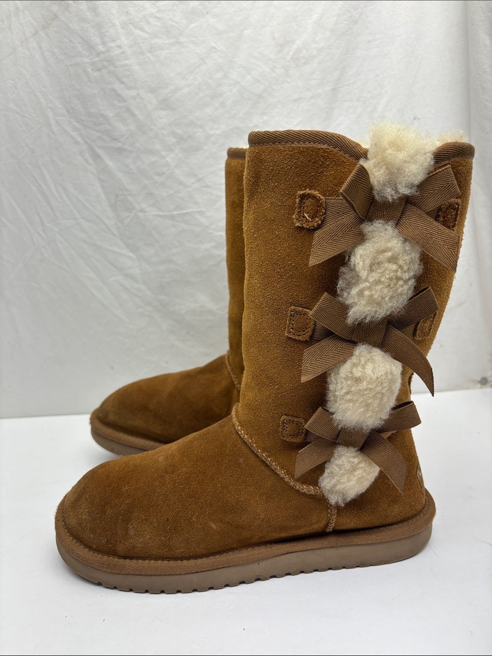 Koolaburra by Ugg bows boots, SZ 7, box 30 - Picture 3 of 7